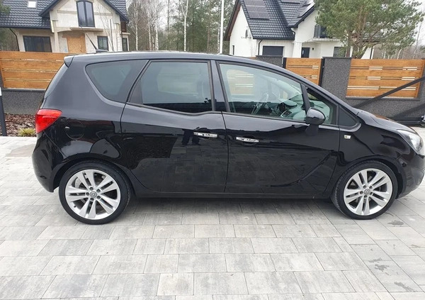 Opel Meriva cena 24800 przebieg: 135000, rok produkcji 2011 z Korfantów małe 277